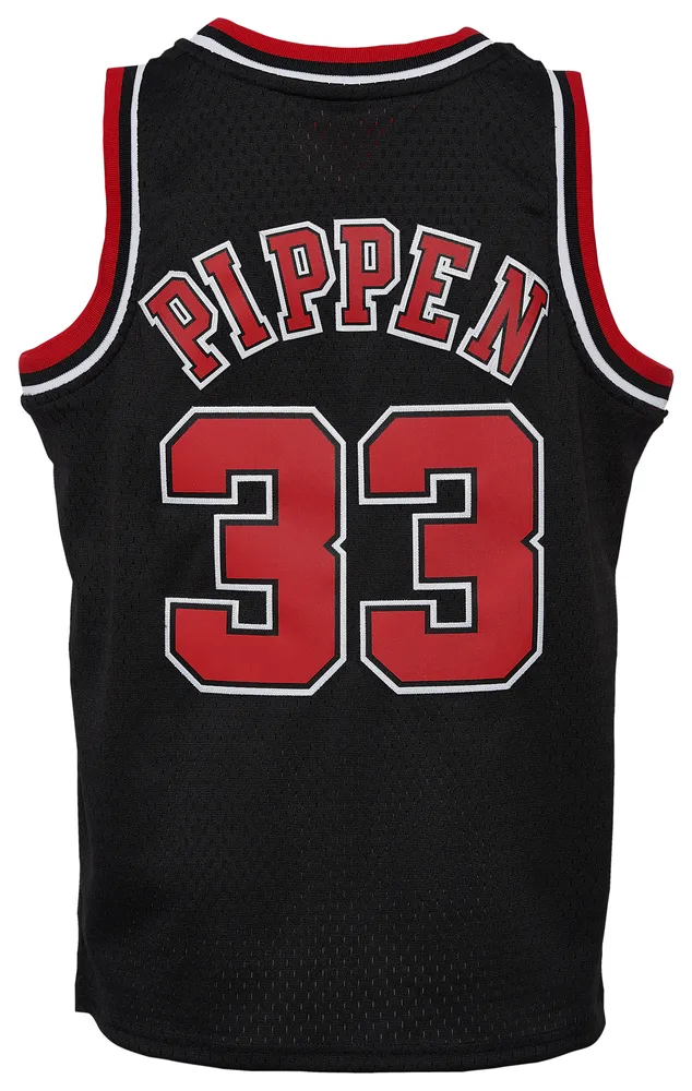 : Mitchell & Ness Replica Swingman NBA Jersey HWC 33