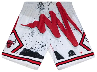 Mitchell & Ness Bulls Hyp Hoops Shorts - Men's