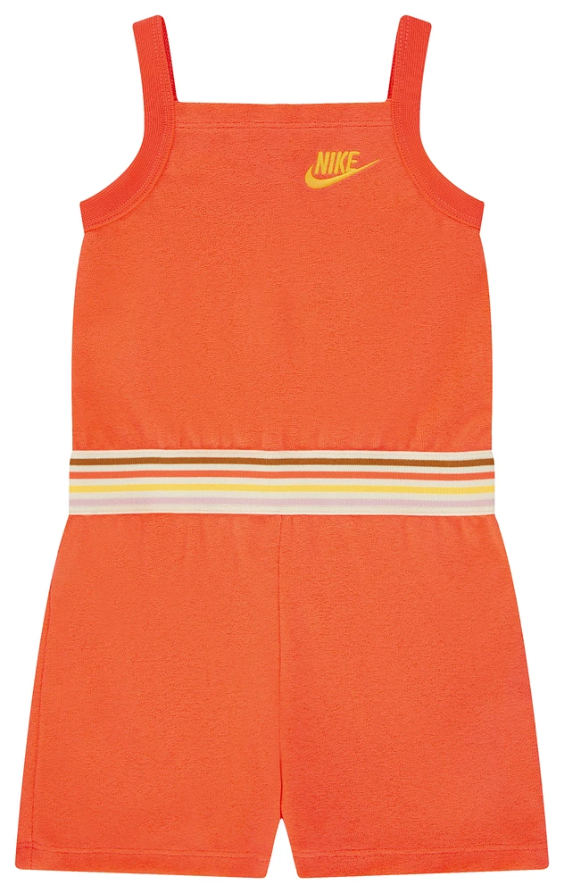 Nike Club Lifestyle Shorts Set