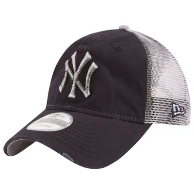 New Era New York Yankees Resort 9FORTY Trucker Hat