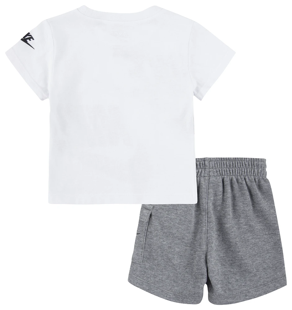 Nike Ensemble avec short cargo Futura - Garçons, maternelle