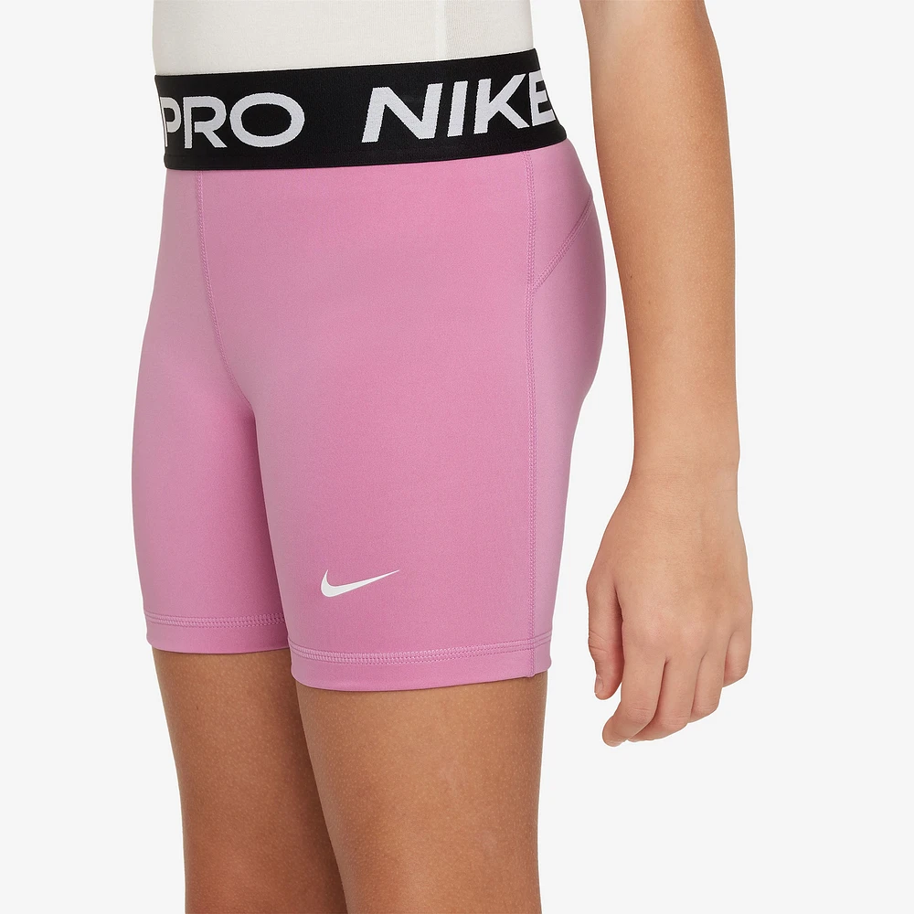 Nike Short pro de 7,6 cm (3 po) - Filles, Scolaire