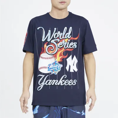 Pro Standard Yankees Chrome T-Shirt - Men's