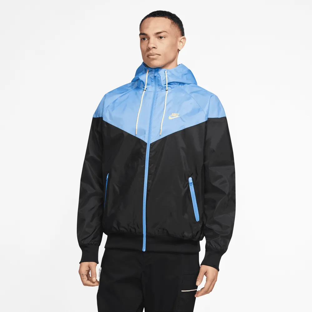 Nike Windrunner winter woven jacket in green