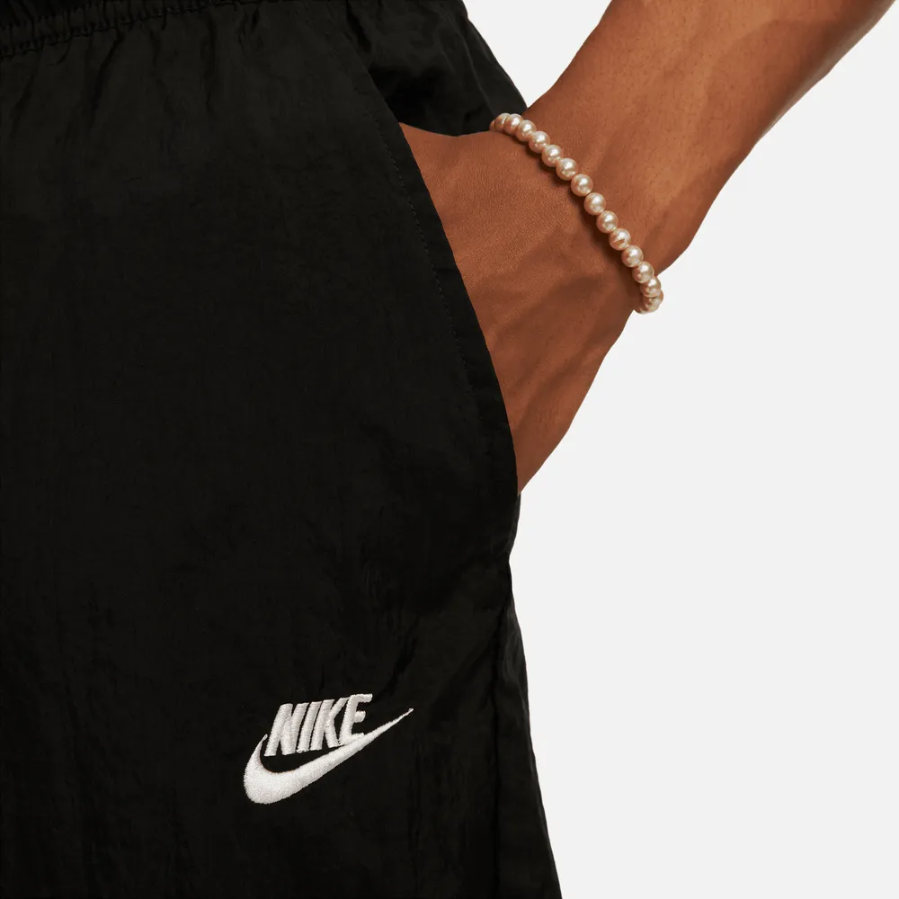 Nike Mens Club Lightweight Woven Pants