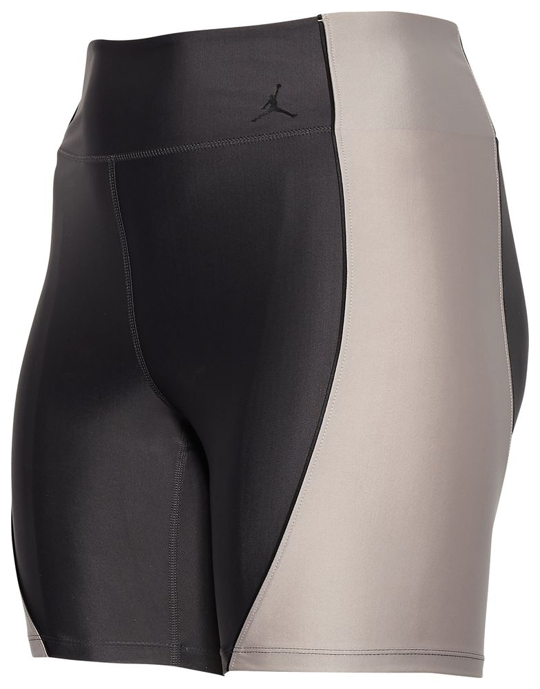 Jordan Plus Essential Bike Shorts - Women's