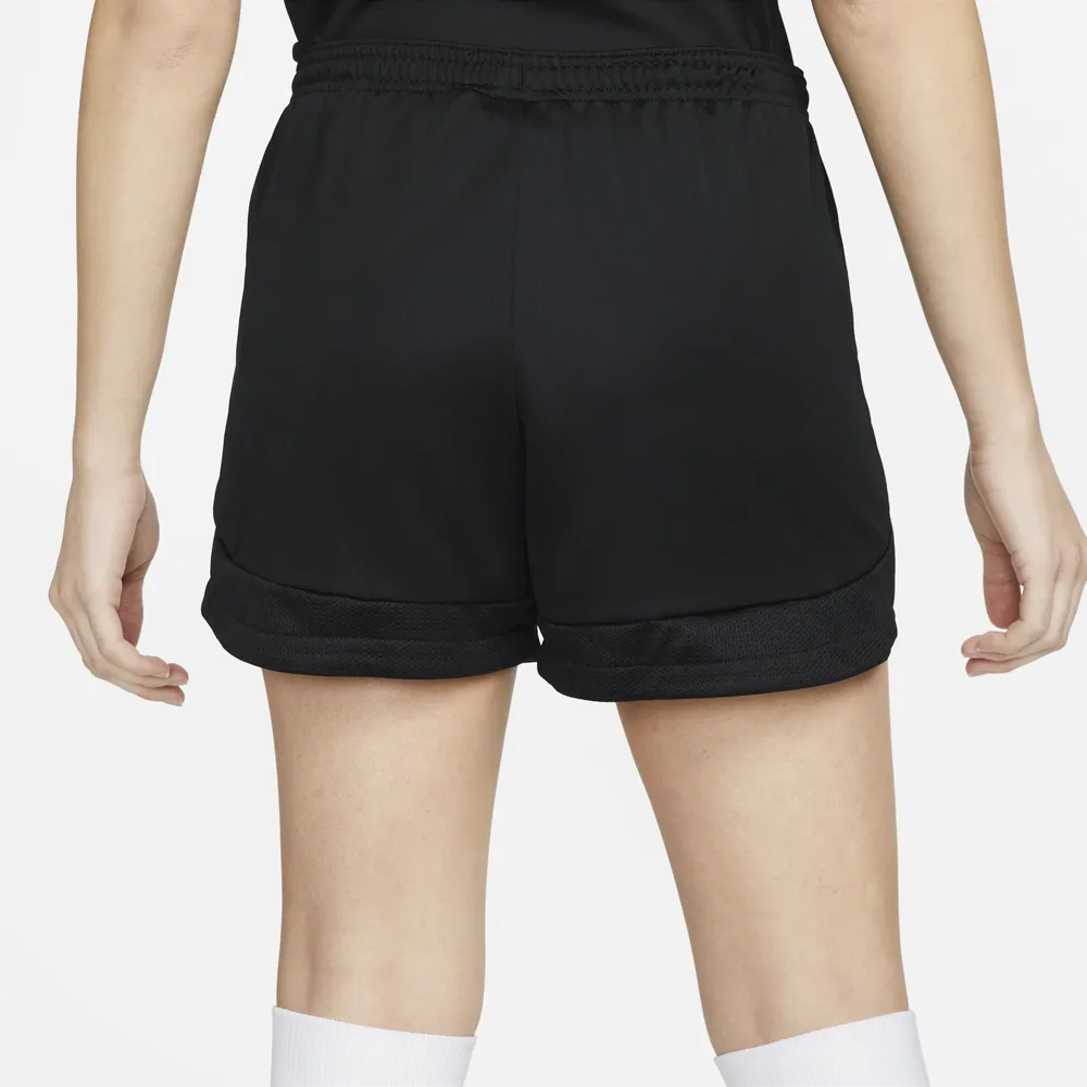 Nike Club Lifestyle Shorts Set