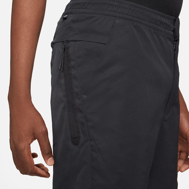 Nike Woven Commuter Pants