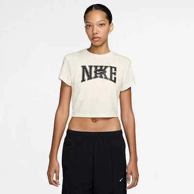Nike Slim Graphic Crop T-Shirt - Women's