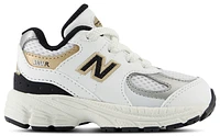 New Balance Boys 2002