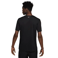 Nike Mens Nike Dri-FIT Run Energy T-Shirt - Mens Black/Picante Red Size S