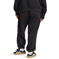 adidas Originals Essentials Fleece Sweat Pants (Plus Size) - Women's