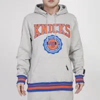 Pro Standard Mens Pro Standard Knicks Crest Emblem Fleece P/O Hoodie - Mens Gray Size M