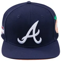 Pro Standard Braves Multi Logo Wool Snapback Hat - Men's