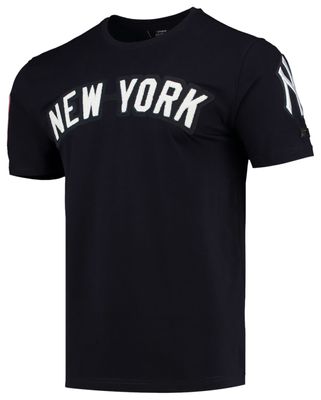 Pro Standard Yankees Logo T-Shirt - Men's