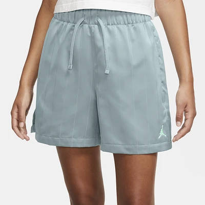 Jordan Heritage Lifestyle Shorts - Women's