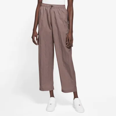 Nike Womens Essential Woven HR Cargo Pants