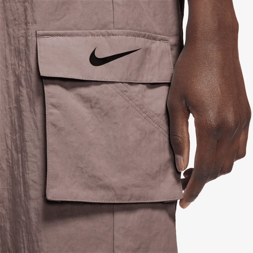 Nike Womens Essential Woven HR Cargo Pants