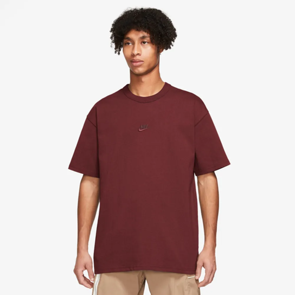 Nike Premium Essential Sustainable T