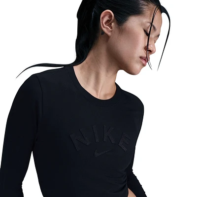 Nike NSW Chill Knit Tee FRWY - Women's