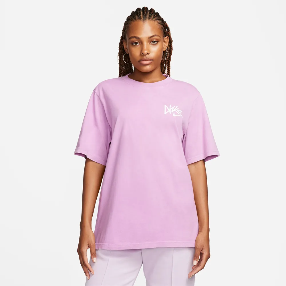 Nike Women's Plus Essentials Icon Futura T Shirt