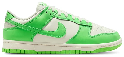 Nike Womens Dunk Low