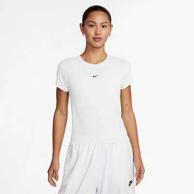 Nike Womens Chill Knit Crop T-Shirt