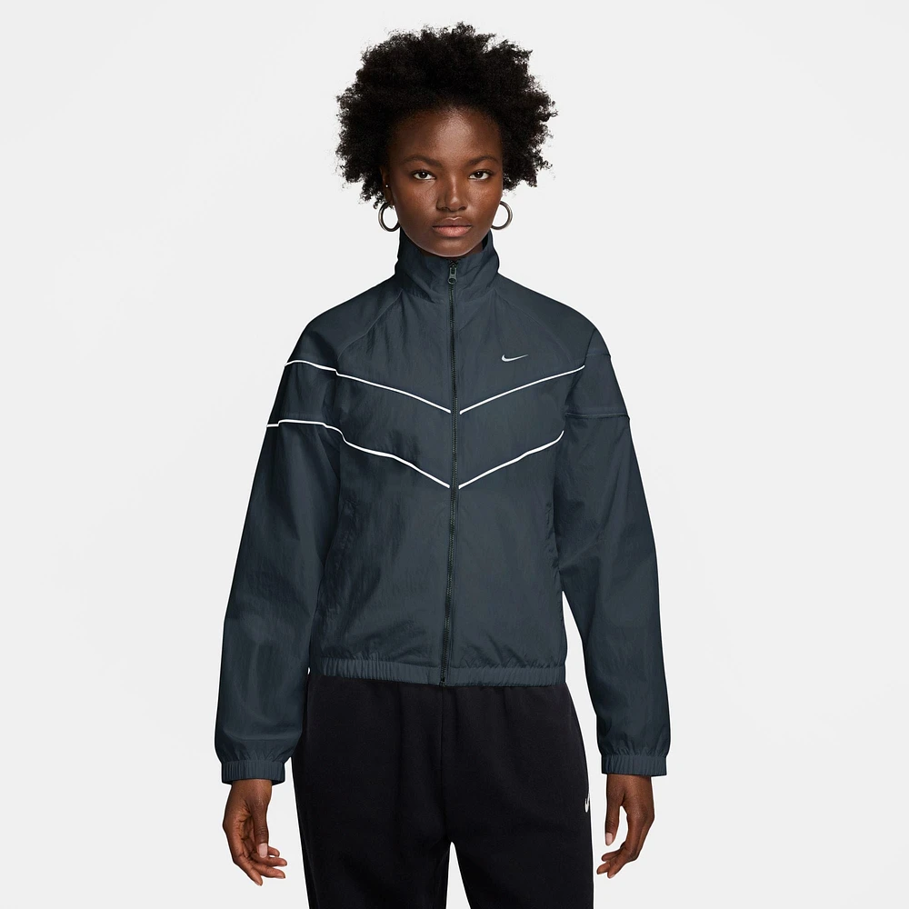 Nike Womens Windrunner Woven Full-Zip Jacket