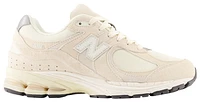 New Balance Womens 2002 - Shoes Calm Taupe/Angora/Silver Metallic