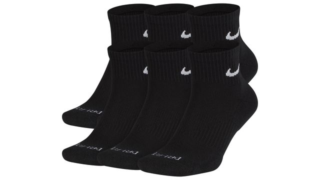 nike dri fit socks mid