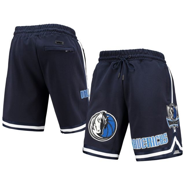 Pro Standard NBA Team Logo Dip Dye Shorts - Men's