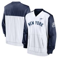 Nike Yankees Cooperstown V-Neck Pullover Windbreaker - Men's