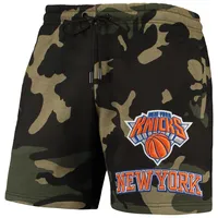 Pro Standard Knicks Team Shorts - Men's