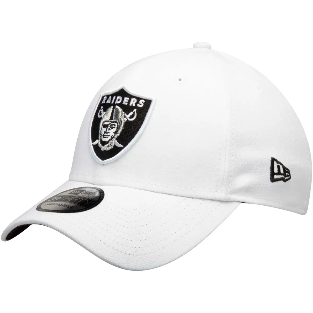 Las Vegas Raiders New Era 2022 Sideline 39THIRTY Flex Hat - Black