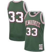 Mitchell & Ness Bucks Swingman Jersey - Men's