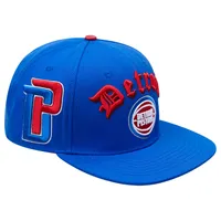 Pro Standard Pistons Old English Snapback Hat - Men's