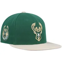 Mitchell & Ness Bucks Core Side Snapback Hat - Men's