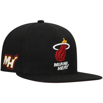 Mitchell & Ness Heat Core Side Snapback Hat - Men's