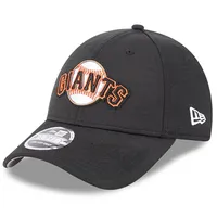 New Era Giants 2023 Clubhouse 9FORTY Snapback Hat - Men's