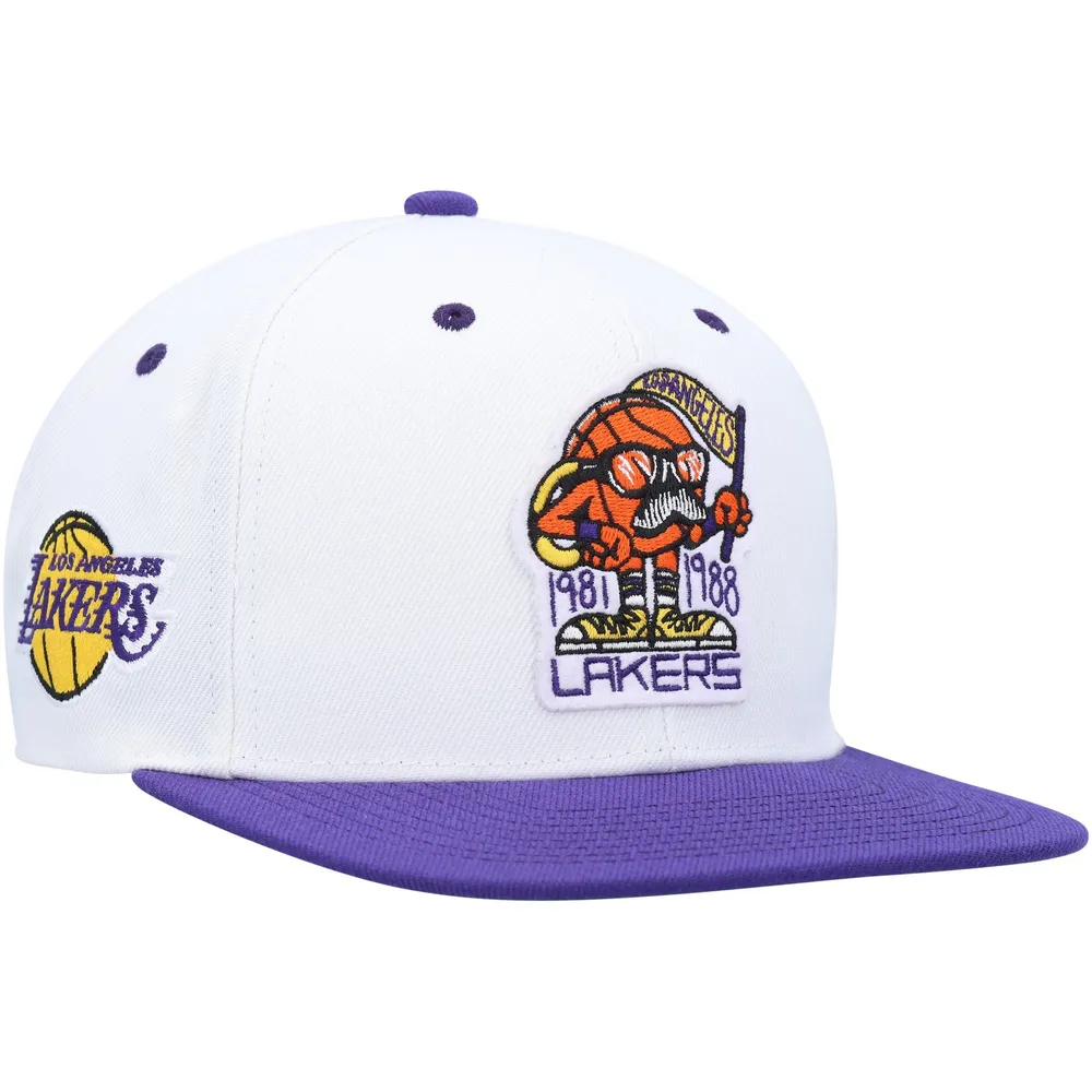 Men's Mitchell & Ness Black Los Angeles Lakers Area Code Snapback Hat