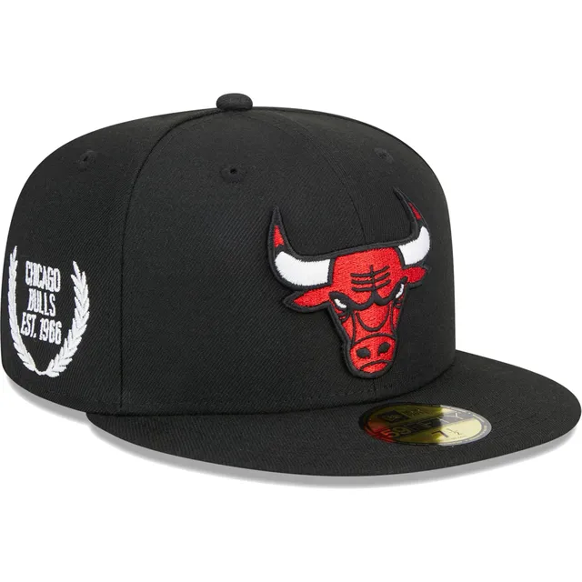 New Era Men's 2022-23 City Edition Chicago Bulls 59FIFTY Fitted Hat, Size 7 1/8