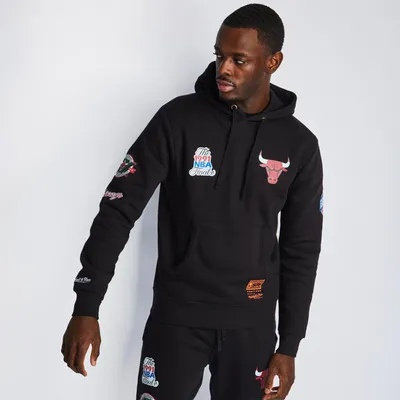 Mitchell & Ness Flight