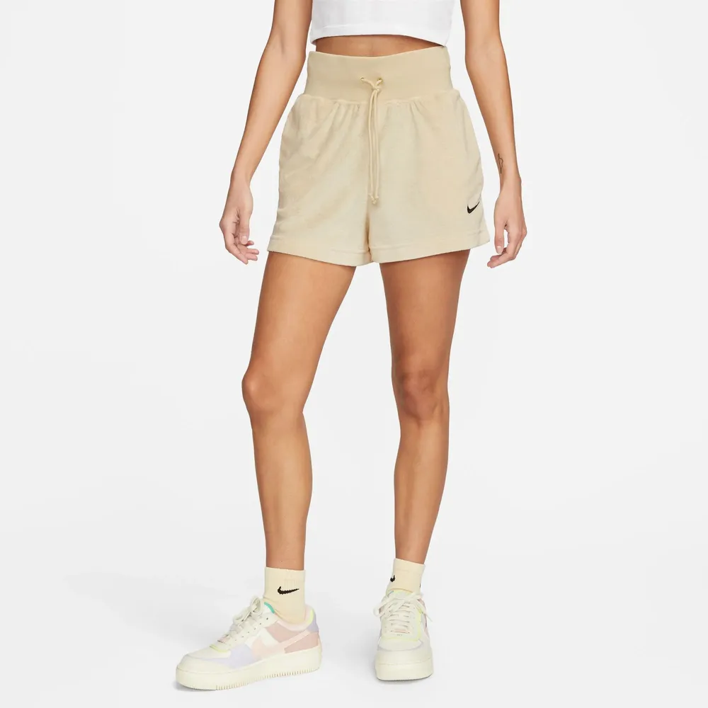 Nike Swoosh