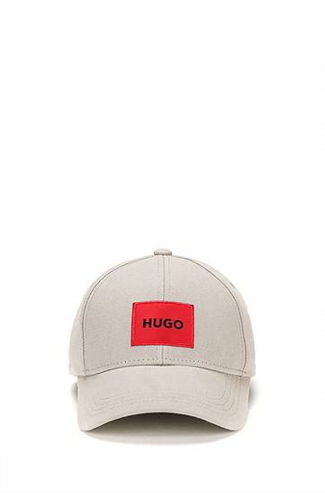 Casquette en twill de coton avec étiquette logo rouge