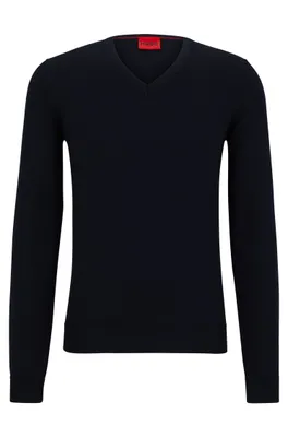Pull Slim Fit en laine vierge à col V