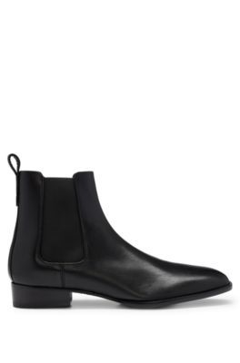 Leather Chelsea boots with flex-foam insole