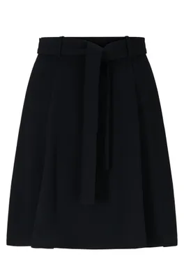Jupe courte Regular Fit évasée avec ceinture à nouer