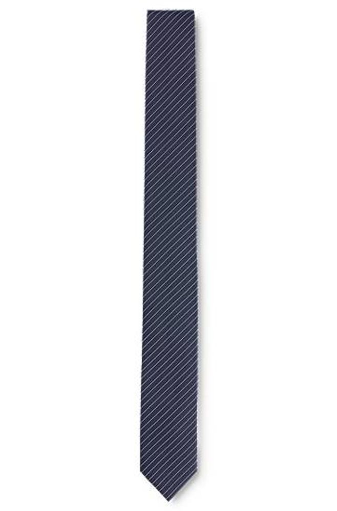Cravate à rayures en diagonale