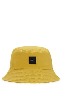 Bob en twill de coton avec badge logo