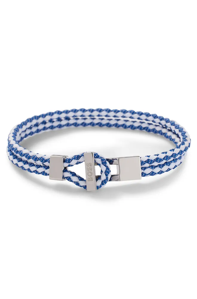 Bracelet double tour tissé avec fermoir métallique à logo gravé